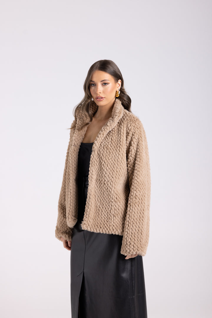 TWO T'S SHORT TEDDY COAT COSY