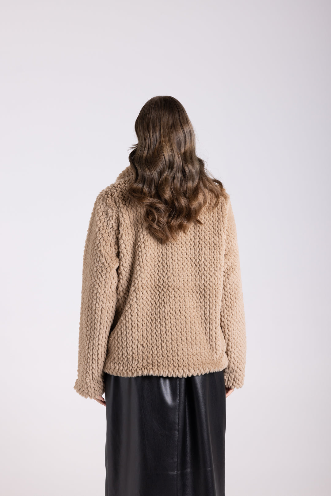 TWO T'S SHORT TEDDY COAT COSY