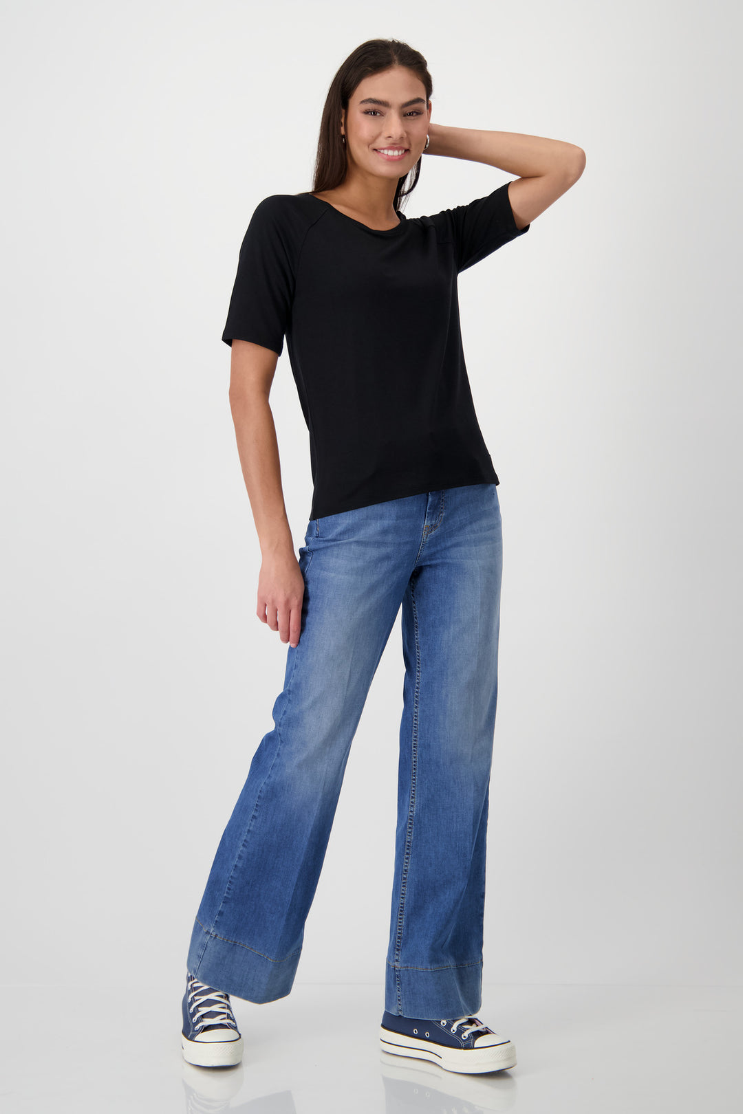 MONARI ROUND NECK TSHIRT