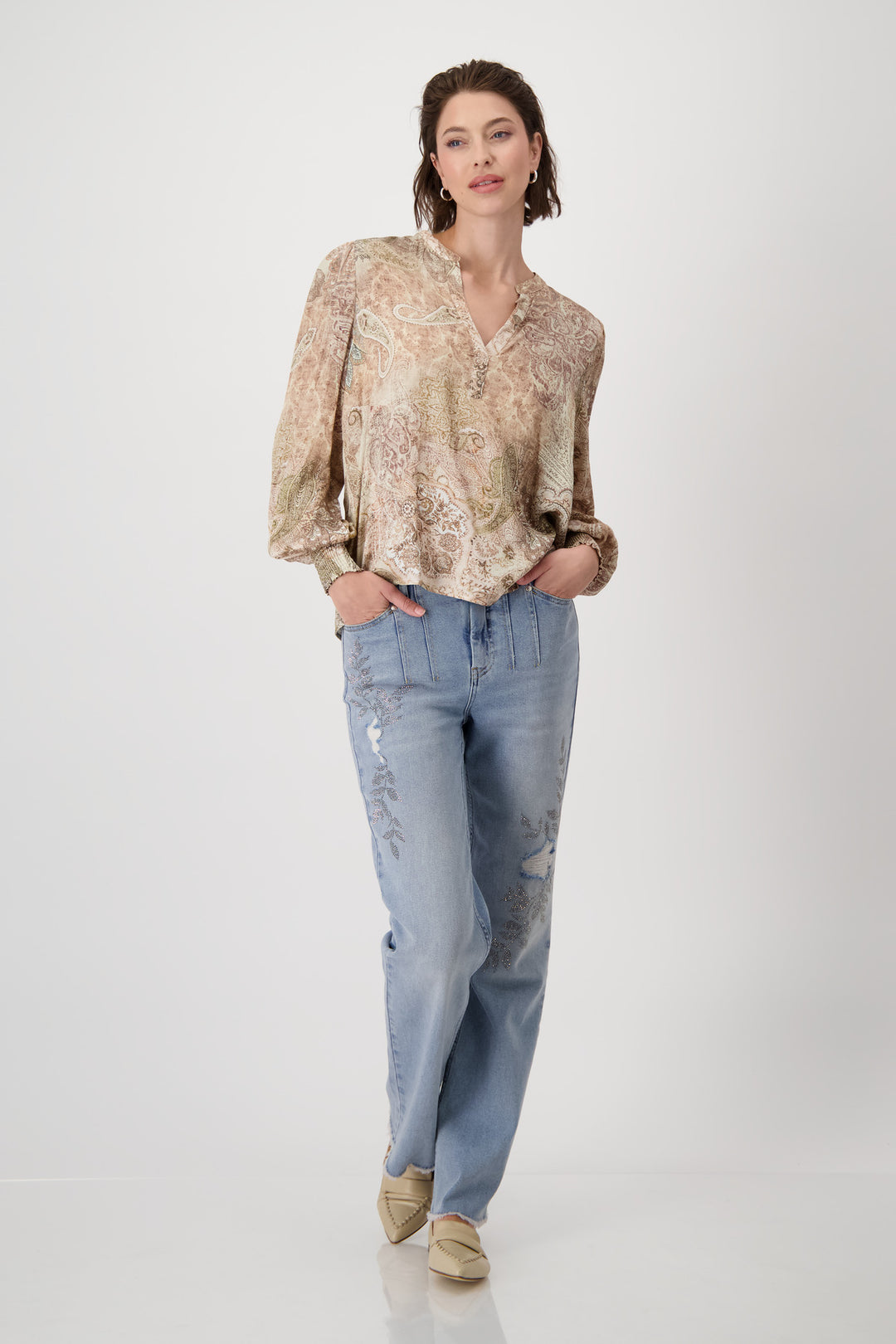 MONARI RND NECK BLOUSE