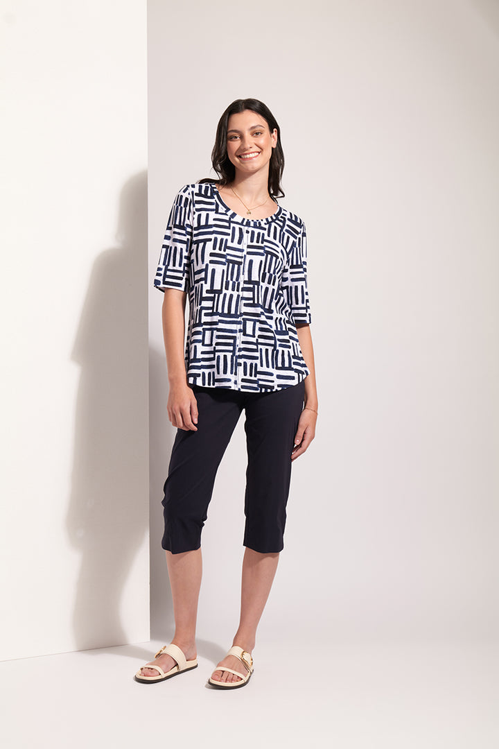 FOIL LEADING LADY TOP