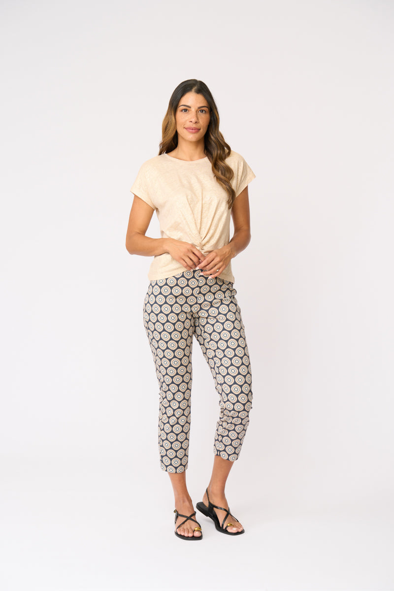 FOIL FUSS FREE CAPRI PRINTED PANT