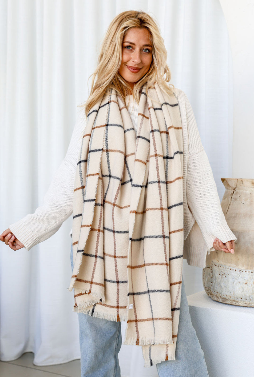 SQUARE PRINT SCARF