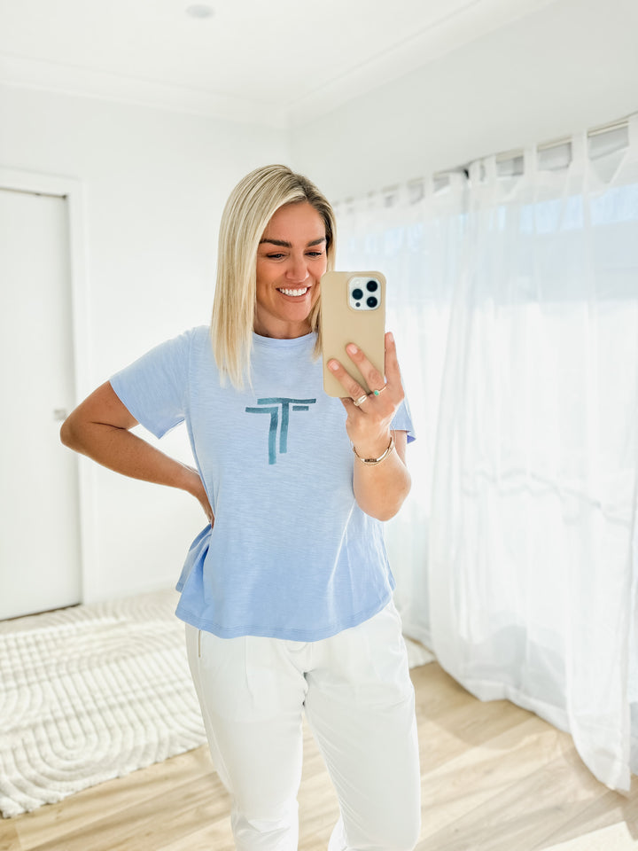 TWO T'S SEQUIN ROUND NECK TEE