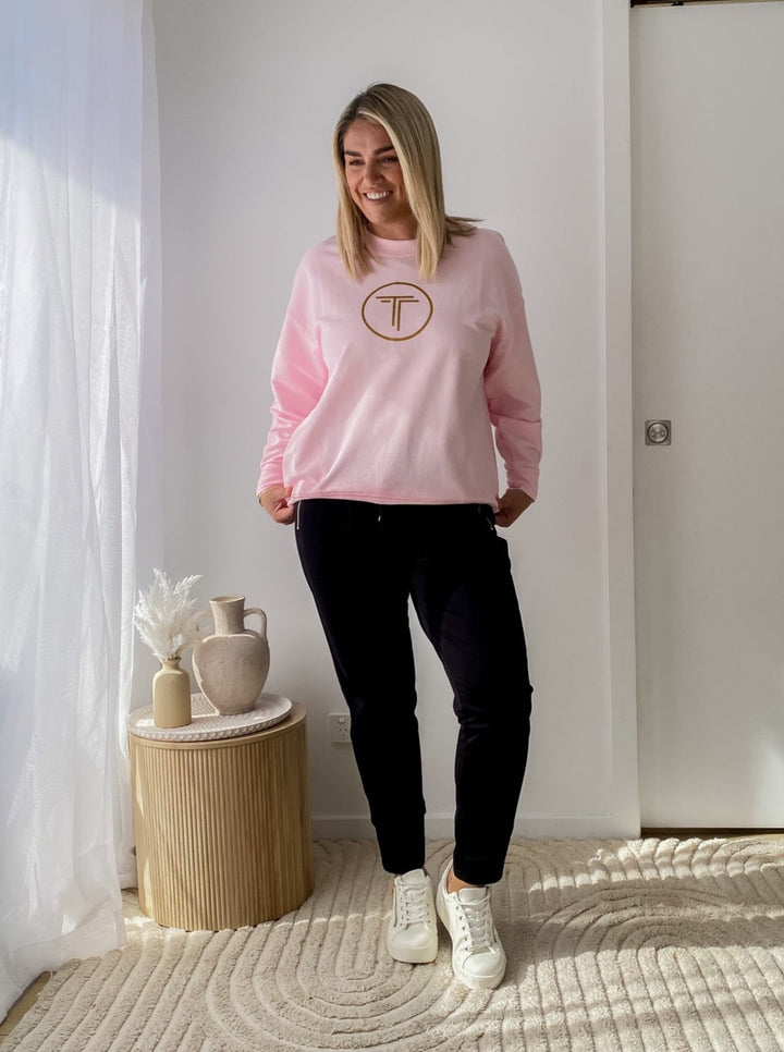 TWO T'S LOGO SWEATER TRADITIONAL