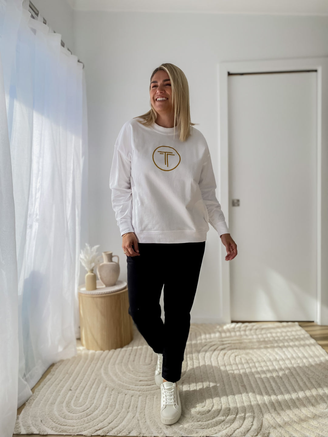 TWO T'S LOGO SWEATER TRADITIONAL